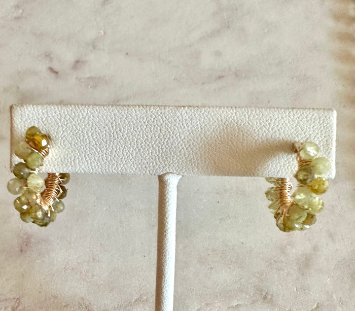 Diddi beaded hoop - moss garnet