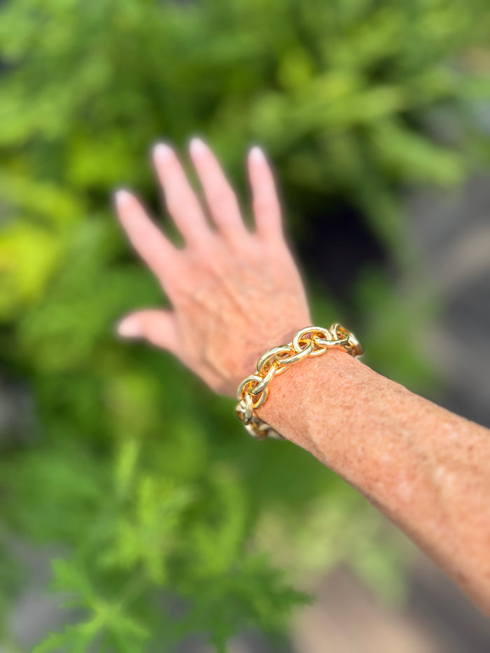 Chunky Gold Link Stretch Bracelet