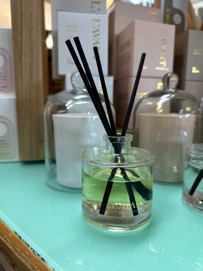 Fresh Linen Reed Diffuser