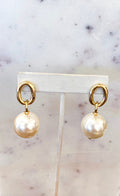 Goldie pearl Earring