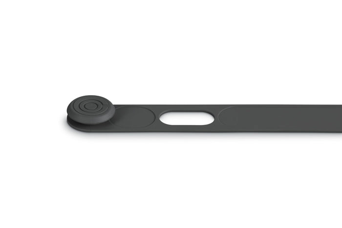 Oyster silicone cookware travel latch on a white background