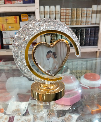 Personalized Heart LED Photo Frame with Light - golden Edition | Al Qamar Gift