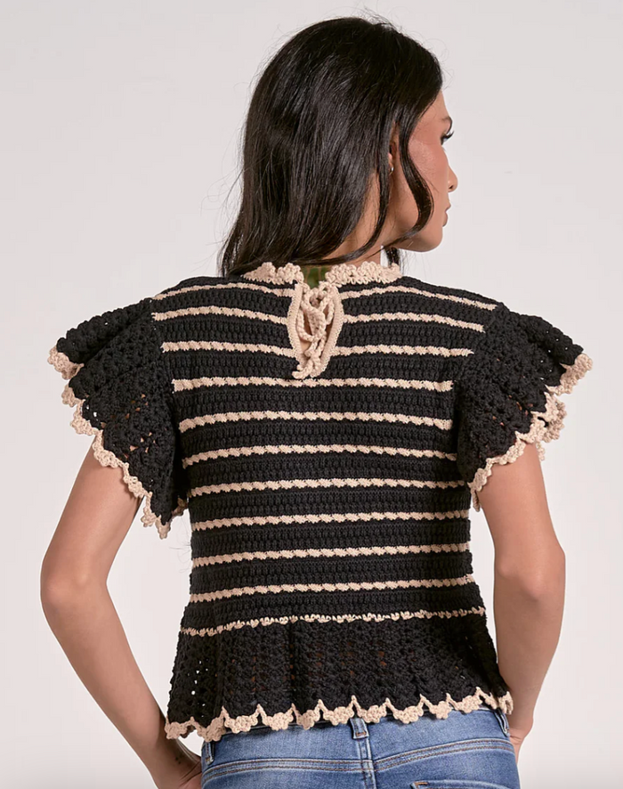 Short Sleeve Ruffle Top Sweater -Black/Natural