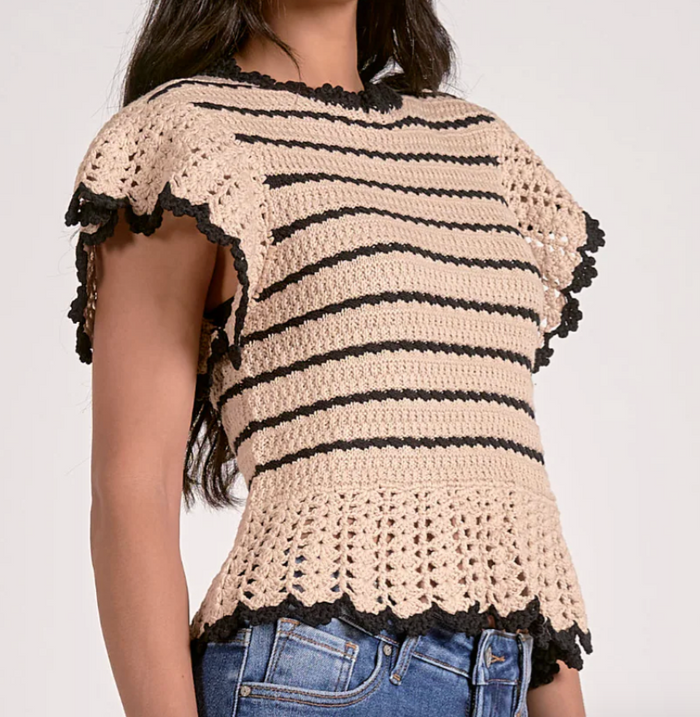 Short Sleeve Ruffle Top Sweater -Natural/Black