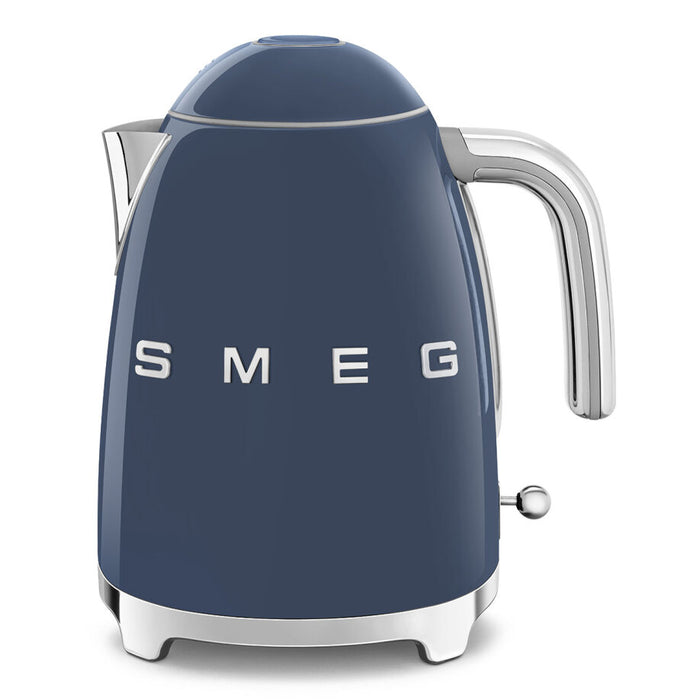 Front view of navy blue Smeg 50s retro line electric kettle displayed on a white background
