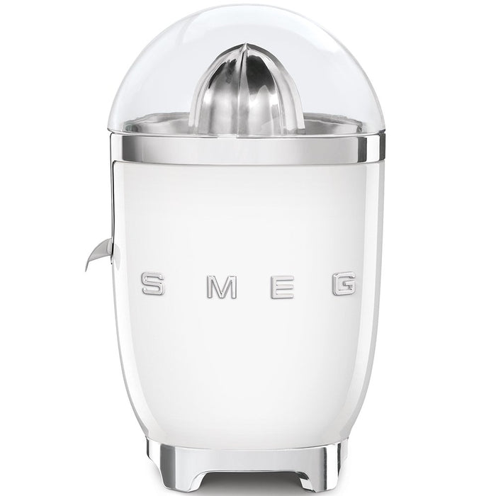 Front view of white Smeg 50s retro line citrus juicer displayed on a white background